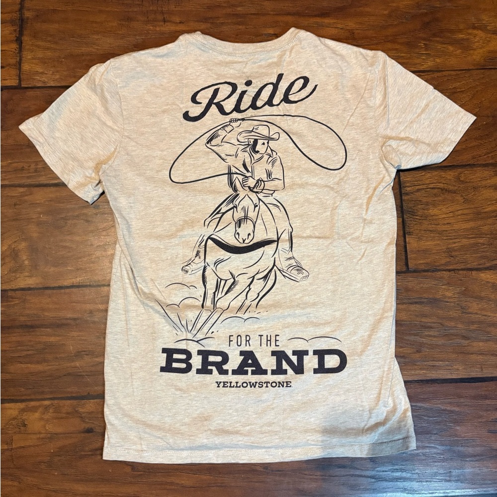 Yellowstone Beige Graphic Tee - Short Sleeve
